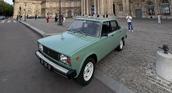 location-LADA-Orsay-roadstr