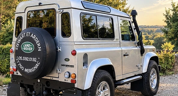 location-LAND ROVER-Beaumont Saint-Cyr-roadstr