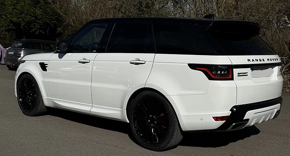 location-LAND ROVER-Courbevoie-roadstr