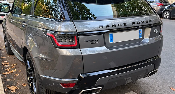 location-LAND ROVER-Paris-roadstr