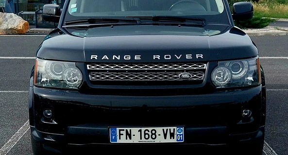 location-LAND ROVER-Thuir-roadstr