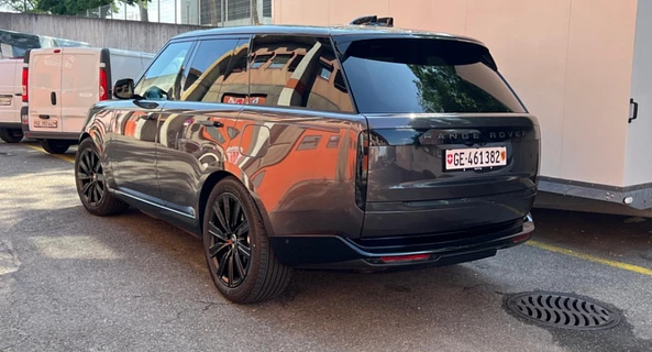 location-LAND ROVER-Collonges-sous-Salève-roadstr