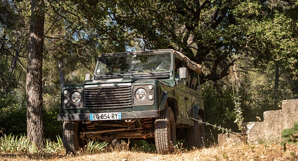 location-LAND ROVER-Aubagne-roadstr
