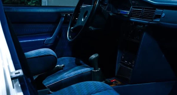 location-MERCEDES-BENZ-Paris-roadstr