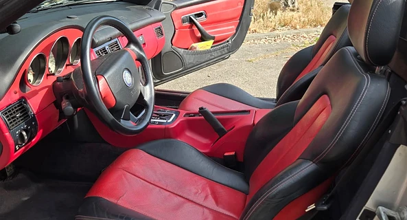 location-MERCEDES-BENZ-Fréjus-roadstr