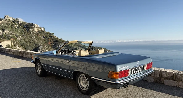 location-MERCEDES-BENZ-Nice-roadstr