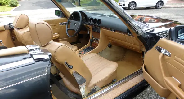 location-MERCEDES-BENZ-Vaulx-en-Velin-roadstr