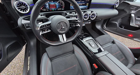 location-MERCEDES-BENZ-Noyelles-sous-Lens-roadstr