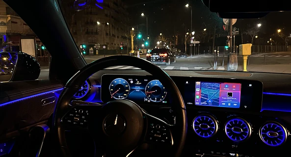 location-MERCEDES-BENZ-Paris-roadstr
