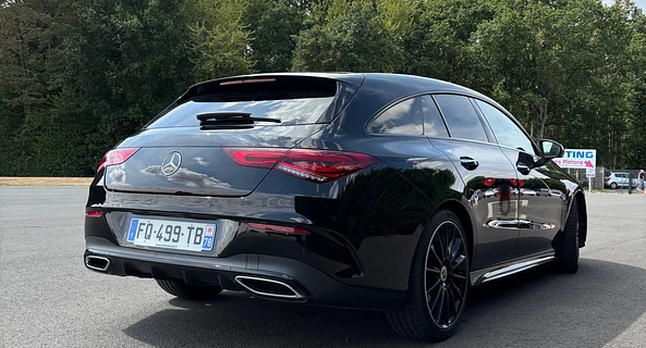 location-MERCEDES-BENZ-Houdan-roadstr
