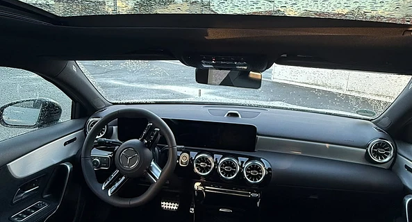 location-MERCEDES-BENZ-Bègles-roadstr