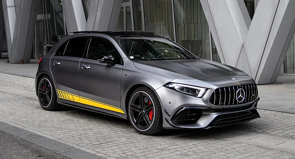 location-MERCEDES-BENZ-Puteaux-roadstr
