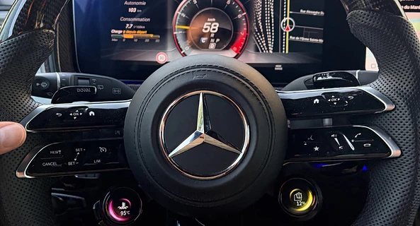 location-MERCEDES-BENZ-Paris-roadstr