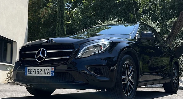 location-MERCEDES-BENZ-Saint-Romain-de-Jalionas-roadstr