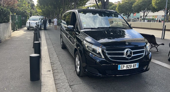 location-MERCEDES-BENZ-Marseille-roadstr