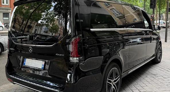 location-MERCEDES-BENZ-Paris-roadstr