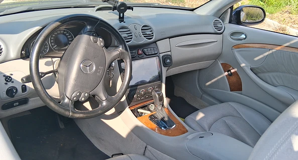 location-MERCEDES-BENZ-Jouy-le-Moutier-roadstr