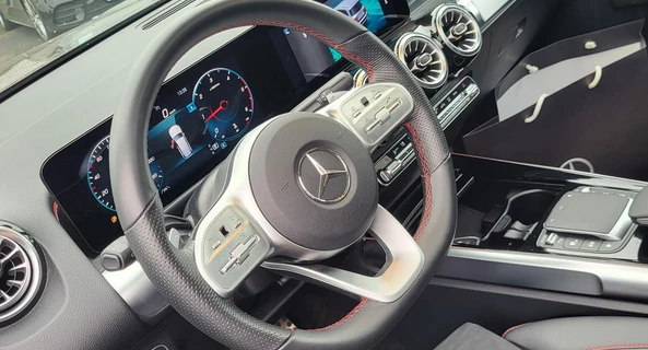 location-MERCEDES-BENZ-Rosny-sur-Seine-roadstr