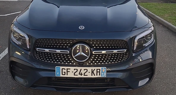 location-MERCEDES-BENZ-Thonon-les-Bains-roadstr