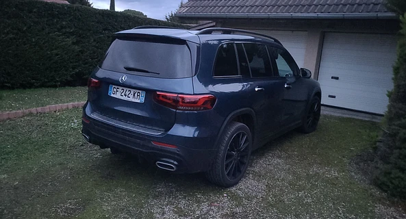 location-MERCEDES-BENZ-Thonon-les-Bains-roadstr