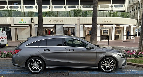 location-MERCEDES-BENZ-Vence-roadstr