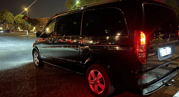 location-MERCEDES-BENZ-Livry-Gargan-roadstr