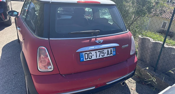 location-MINI-Cannes-roadstr