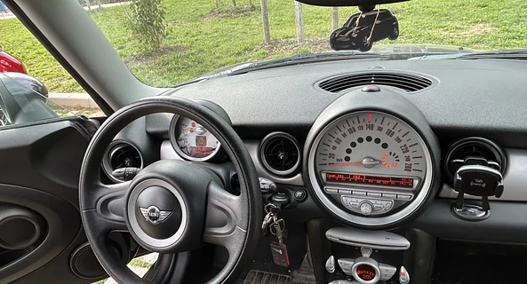 location-MINI-Paris-roadstr