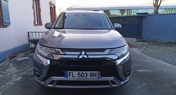 location-MITSUBISHI-Lourdes-roadstr