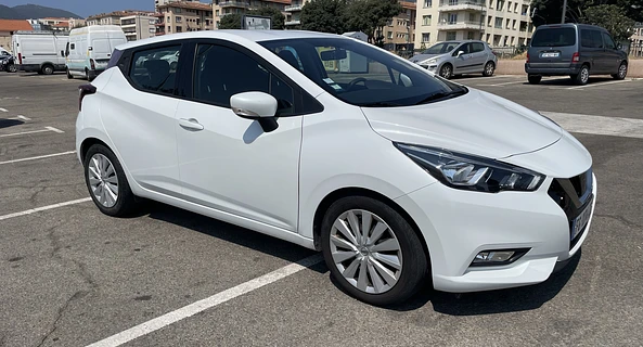 location-NISSAN-Ajaccio-roadstr