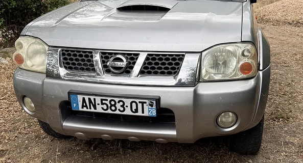 location-NISSAN-Figari-roadstr