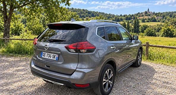 location-NISSAN-Caluire-et-Cuire-roadstr