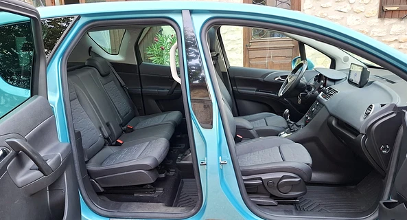 location-OPEL-Chalautre-la-Petite-roadstr