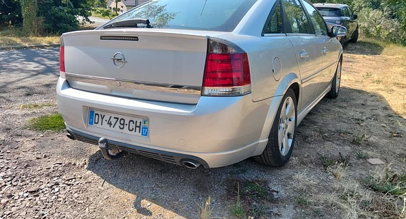 location-OPEL-Beynat-roadstr