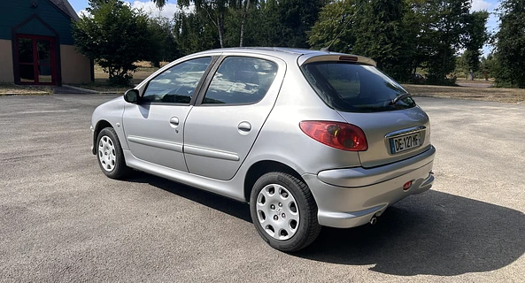 location-PEUGEOT-Rennes-roadstr