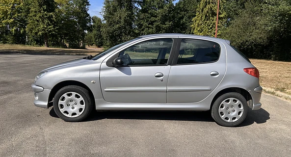 location-PEUGEOT-Rennes-roadstr