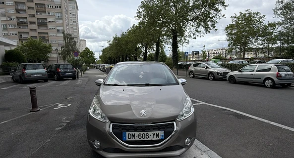 location-PEUGEOT-Fleury-les-Aubrais-roadstr