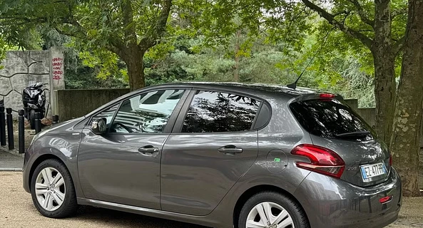location-PEUGEOT-Gentilly-roadstr