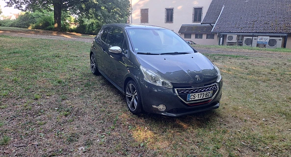 location-PEUGEOT-Roppe-roadstr
