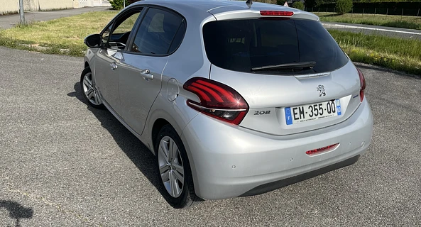 location-PEUGEOT-Grenay-roadstr