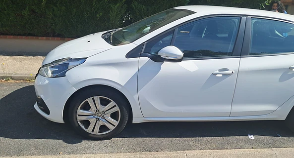 location-PEUGEOT-Torcy-roadstr