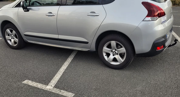 location-PEUGEOT-Roanne-roadstr
