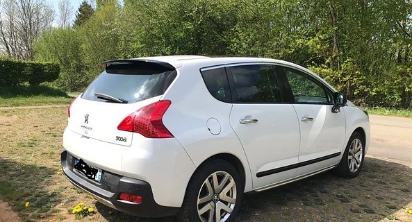 location-PEUGEOT-Toulon-roadstr
