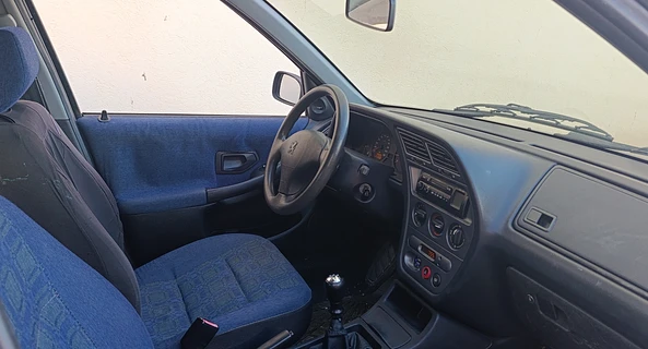 location-PEUGEOT-Lucciana-roadstr