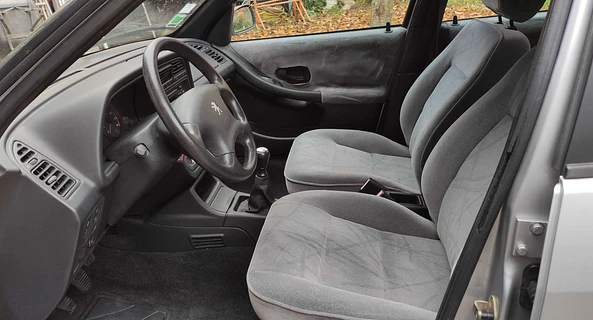 location-PEUGEOT-Fleury-les-Aubrais-roadstr
