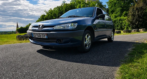 location-PEUGEOT-Tauriac-roadstr