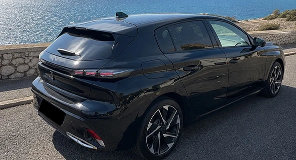 location-PEUGEOT-Cannes-roadstr