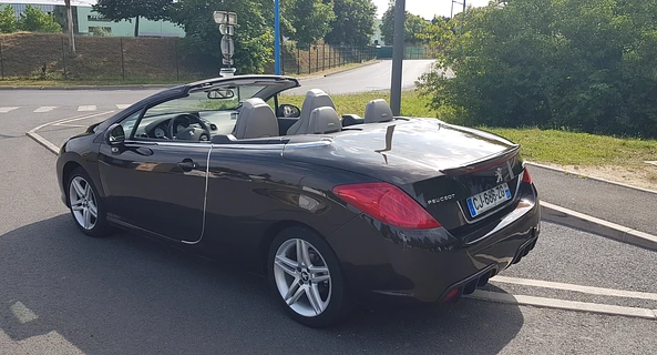location-PEUGEOT-Roissy-en-Brie-roadstr