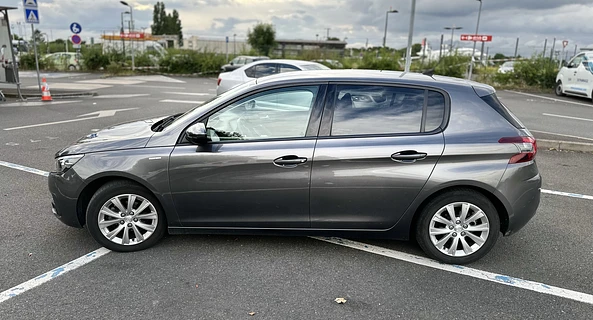 location-PEUGEOT-Paris-roadstr