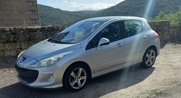 location-PEUGEOT-Pietrosella-roadstr